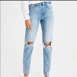 American Eagle Mom Jeans